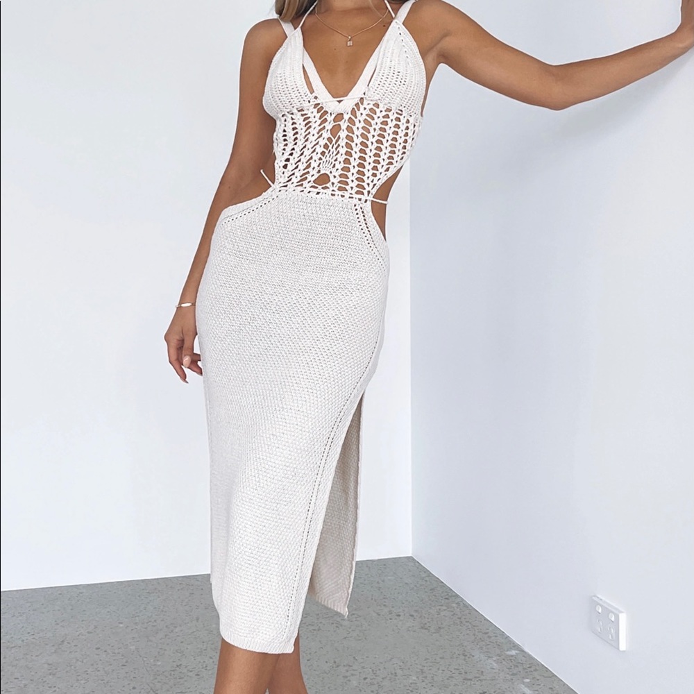 White fox crochet dress size small